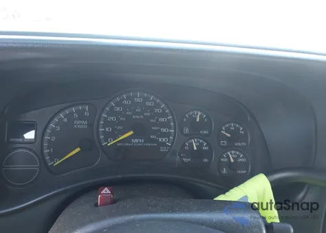 2000 Chevrolet Silverado 1500 Ls z USA, uszkodzony, nr VIN 1GCEK19T4YE207167